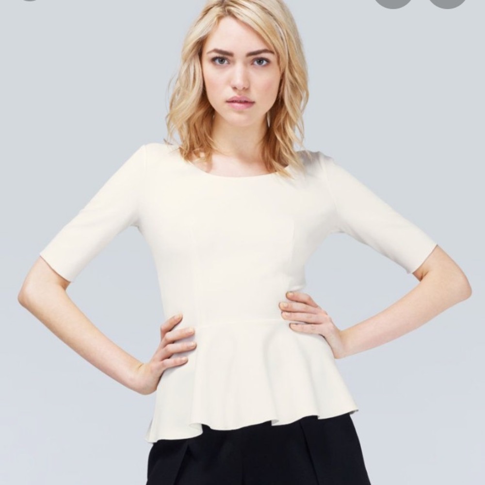 Aritzia Babaton Barrett Peplum Top Maroon 4